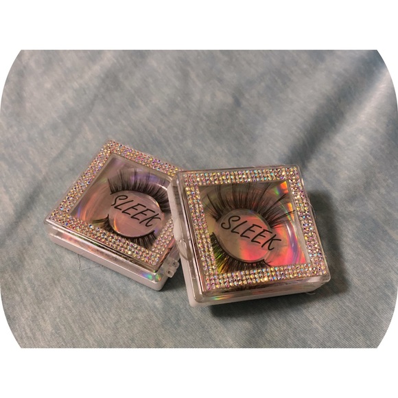 Lashes - Picture 6 of 6